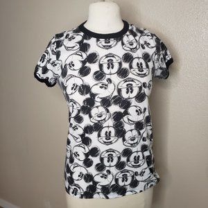 Mickey Mouse Allover Print Tee Shirt Juniors Size Medium